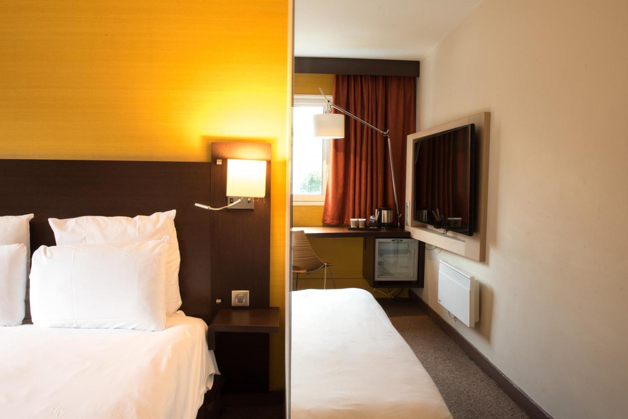 Mercure Paris Porte De Pantin Room photo
